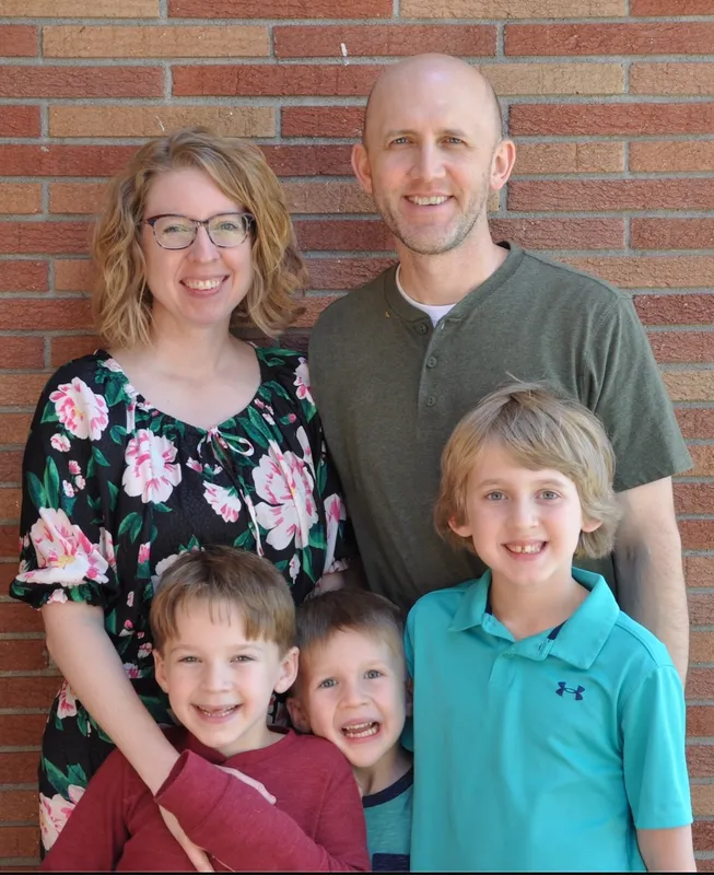 People - Holmes Road Church of Christ