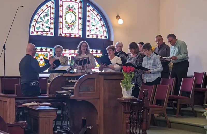 Centre Choir Easter.jpg